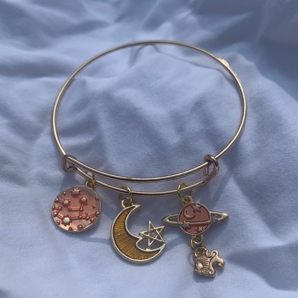 Brand New! Handmade! Adjustable Charm Bracelet - Picture 5 of 5